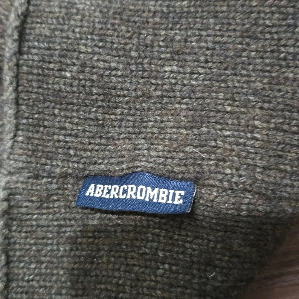 Abercrombie & Fitch Men's Lamb's Wool Blend  Green and Gray‎ Sweater L
